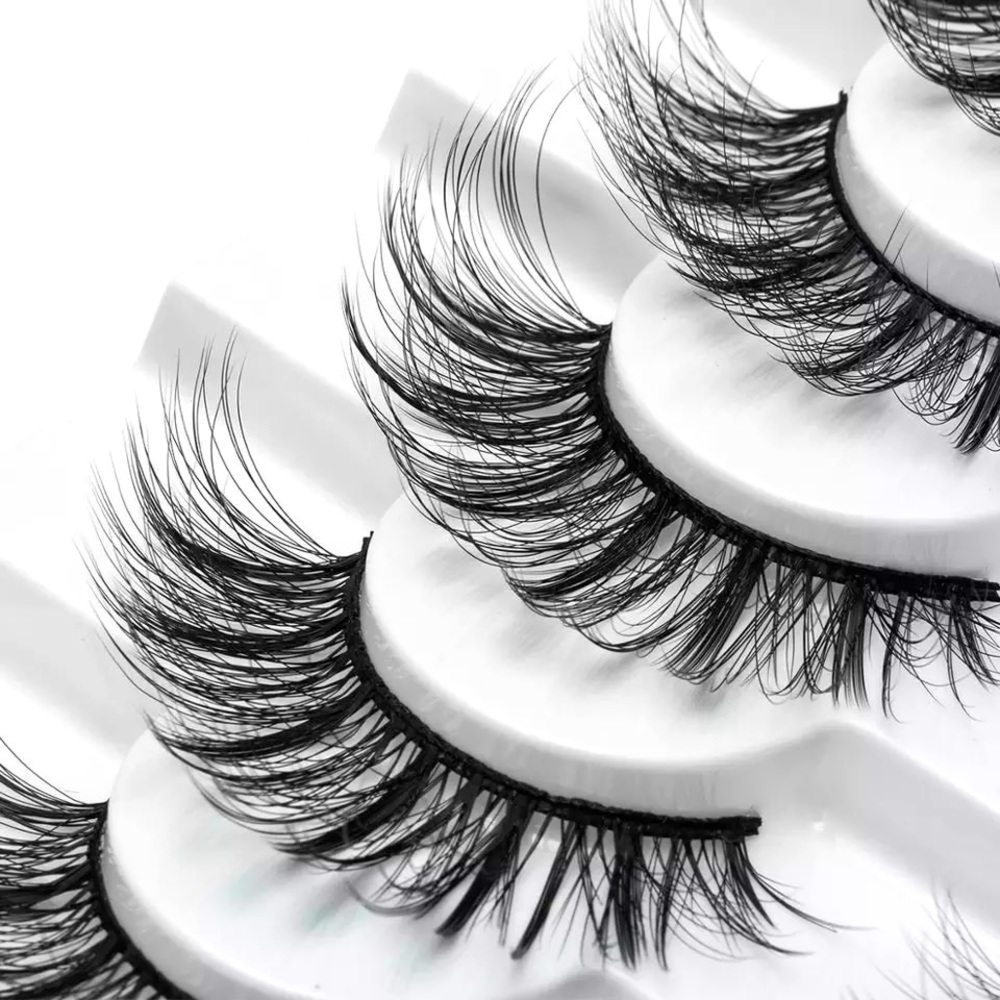 Mink natural looking false lashes 8 pair